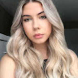 Meet your Posher, Karina